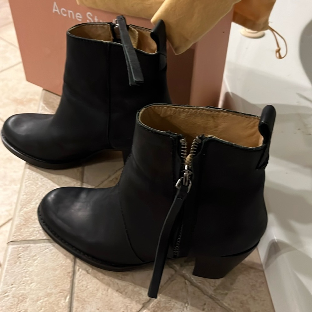 Acne studio Pistol bootie size 40 EU size 8.5 US